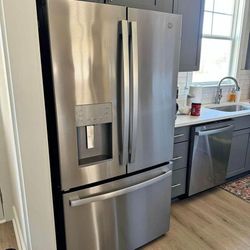 GE Profile Refrigerator 