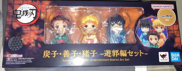 TAMASHII NATIONS Tamashi Nations - Demon Slayer: Kimetsu no Yaiba - Sumiko Zenko Inoko (Entertainment District Arc Set), Bandai Spirits Figuarts Mini