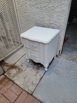 Heavy night stand