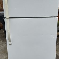 Kenmore Refrigerator 