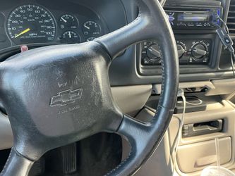 2002 Chevrolet Suburban
