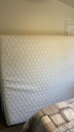 Tempur Pedic Cloud Mattress