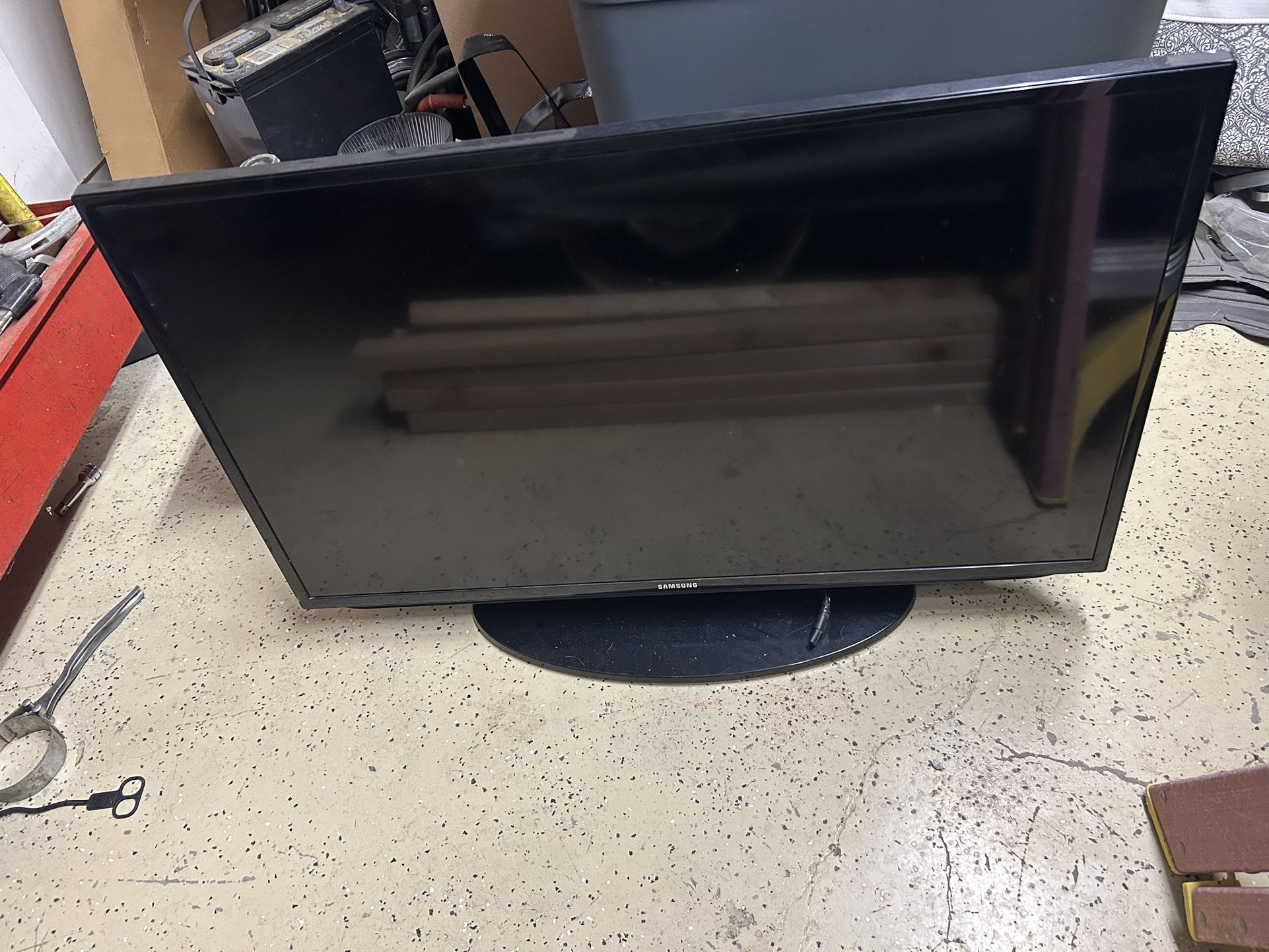 35” samsung tv