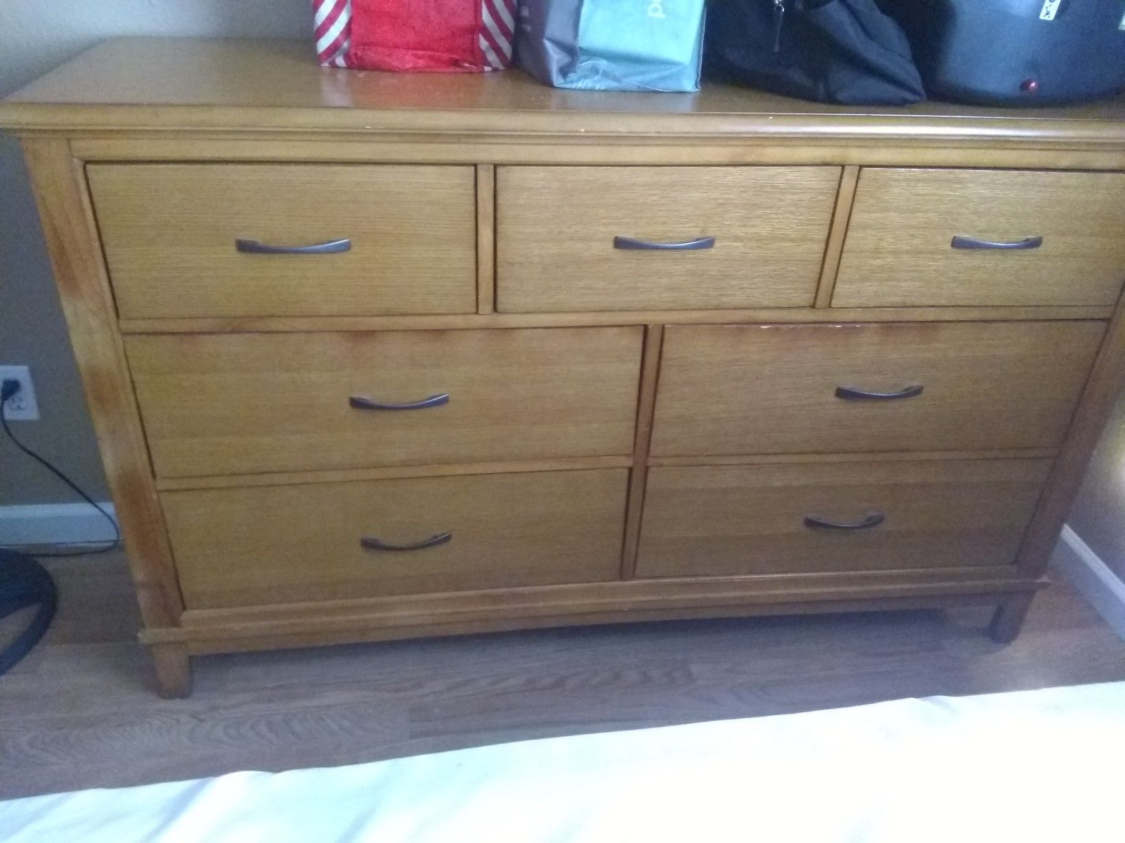 7 drawer dresser