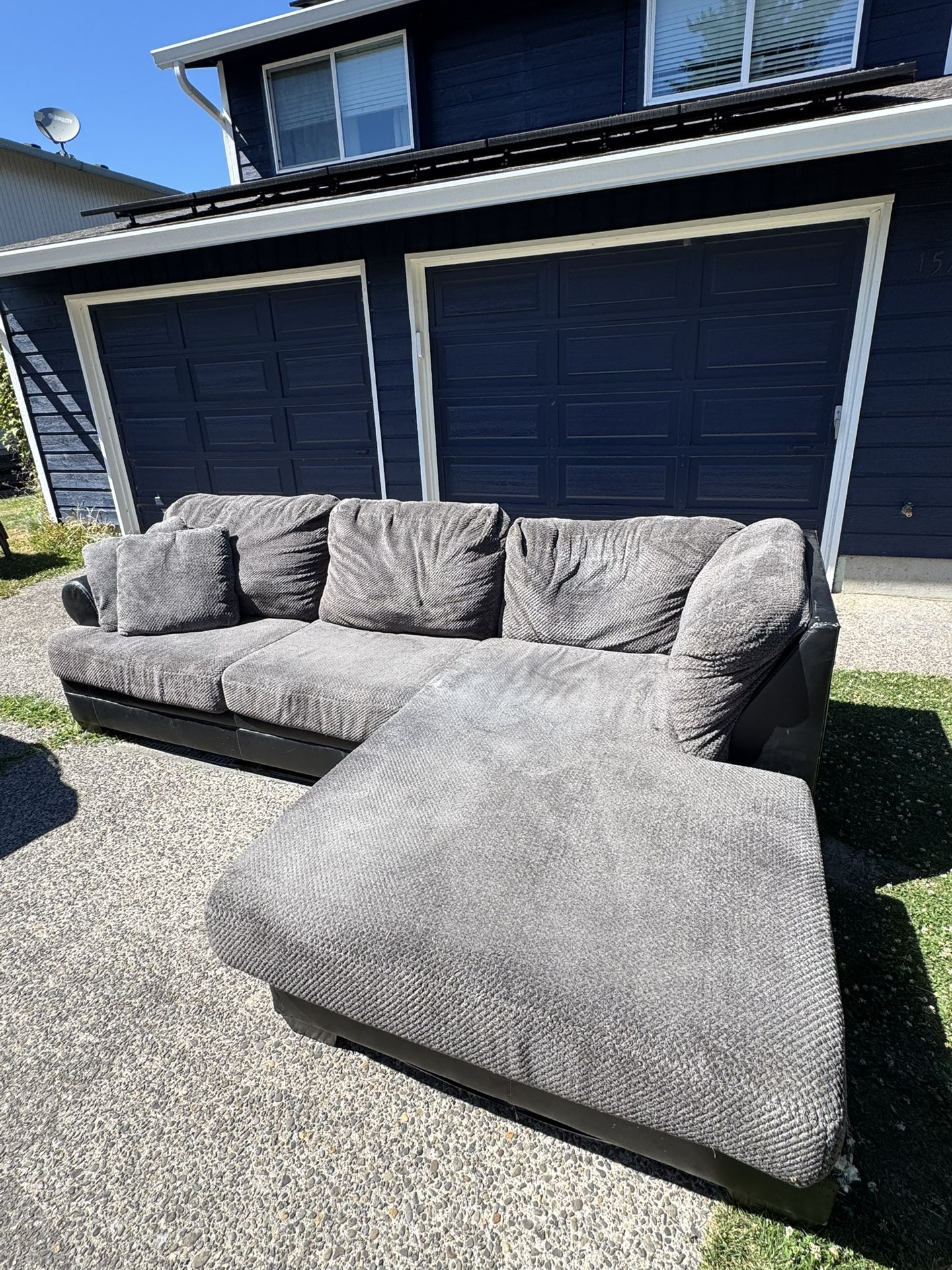Free couch