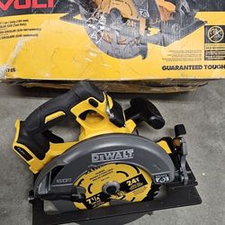 Dewalt 7-1/4" flex volt circular Saw