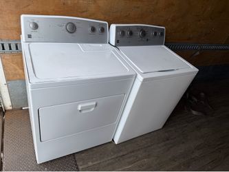 Works amazing washer and dryer set