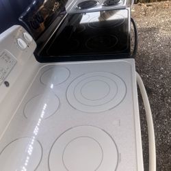 Stove GE . Price Including Delivery 