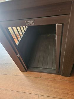 Ecoflex dog crate end table