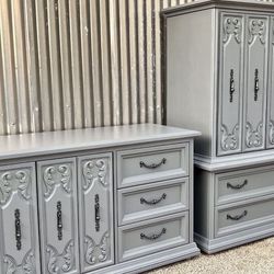 Nice 2 Piece Vintage Dresser Set