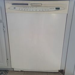 GE Dishwasher Works Perfect Barley Used 