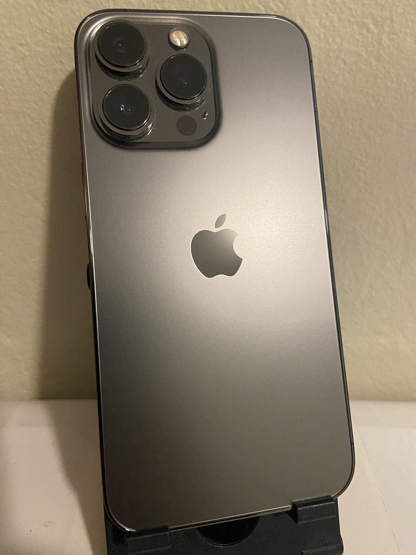 IPhone 13 Pro 256gb Unlocked In Great Condition With 93 Percent 
