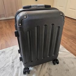 Carry on luggage 20"