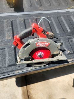 M18 Fuel Circular Saw