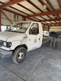 Ford F350 Super Duty 2006 For Parts Only