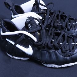 Men’s Air Foamposite Pro 'Dr. Doom' 2016 Size: 9.5