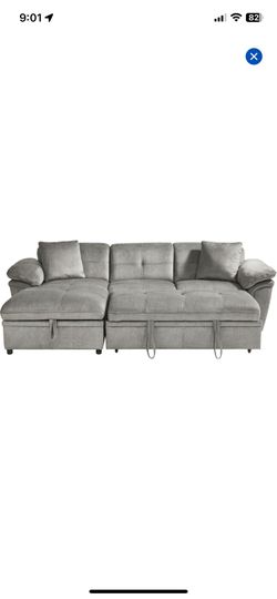 L Shaped Couch (Rooms to Go)