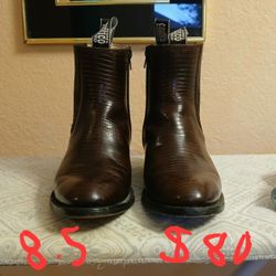 Men Boots  8.5