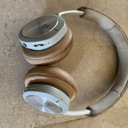 Bang And Olufsen B&O H8i Wireless Headphones