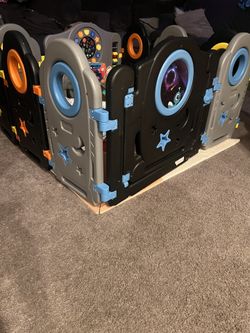 Indoor /outdoor Play Pen
