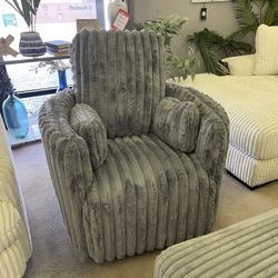 Cordoba Jumbo Corduroy Pewter Swivel Manual Recliner