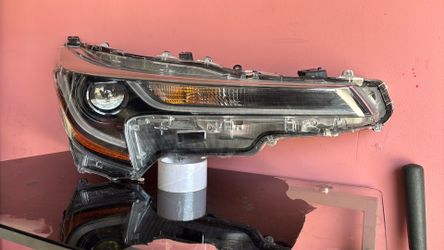 2019-2022 Toyota Corolla LED Right Side Headlight