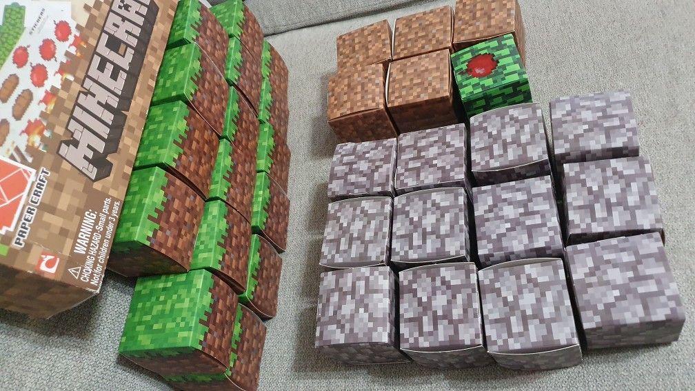 Minecraft Overworld Deluxe Set Papercraft for Sale in Las Vegas