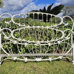 Vintage Elliott’s Designs Wrought Iron & Brass Queen Bed Frame w/ Rails – Cream / Ivory