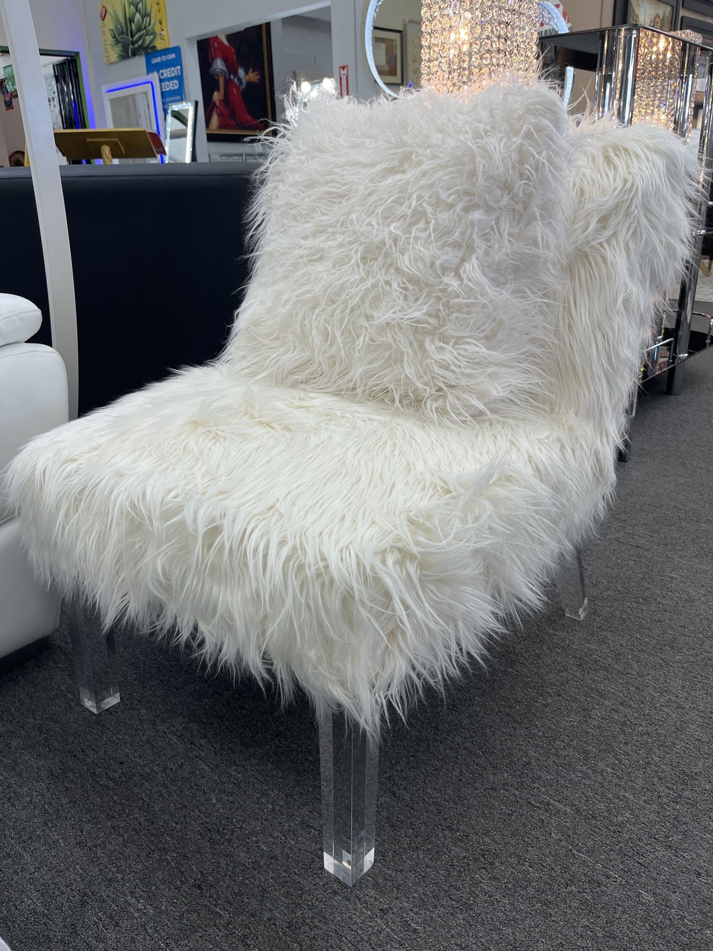 White Accent chair 