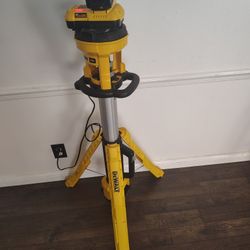 DeWalt Light 