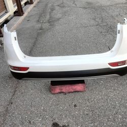 2017-2019 Kia Sportage Back Bumper With All The Accessories OEM.
