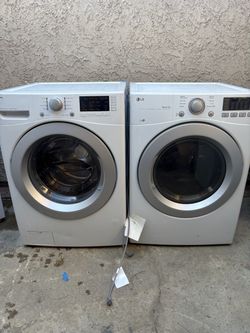 LG washer and gas dryer