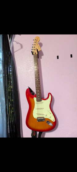 Squier strat