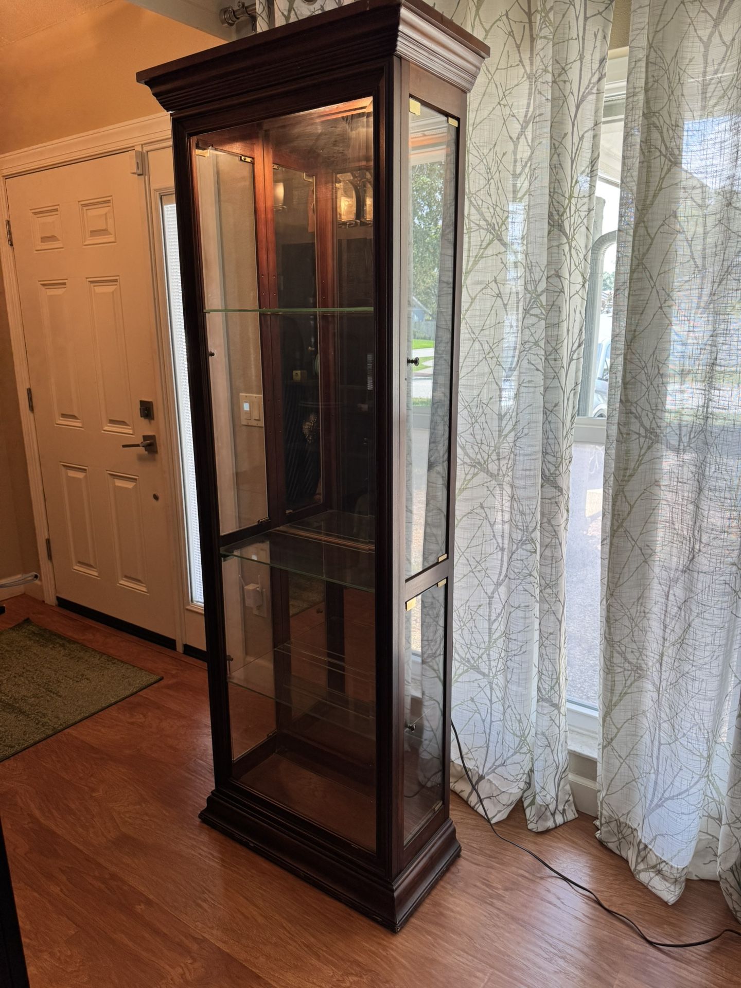 Display Cabinet