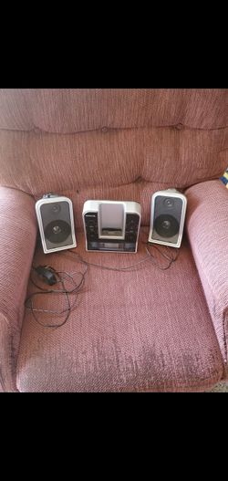 I POD station/charger/alarm Clock