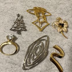 Broaches/Pins