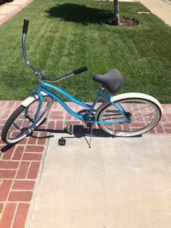 26 inch Huffy Beach Cruiser