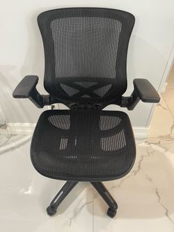 Bayside Furnishings Black Mesh Office Chair - Model CORC-8.5