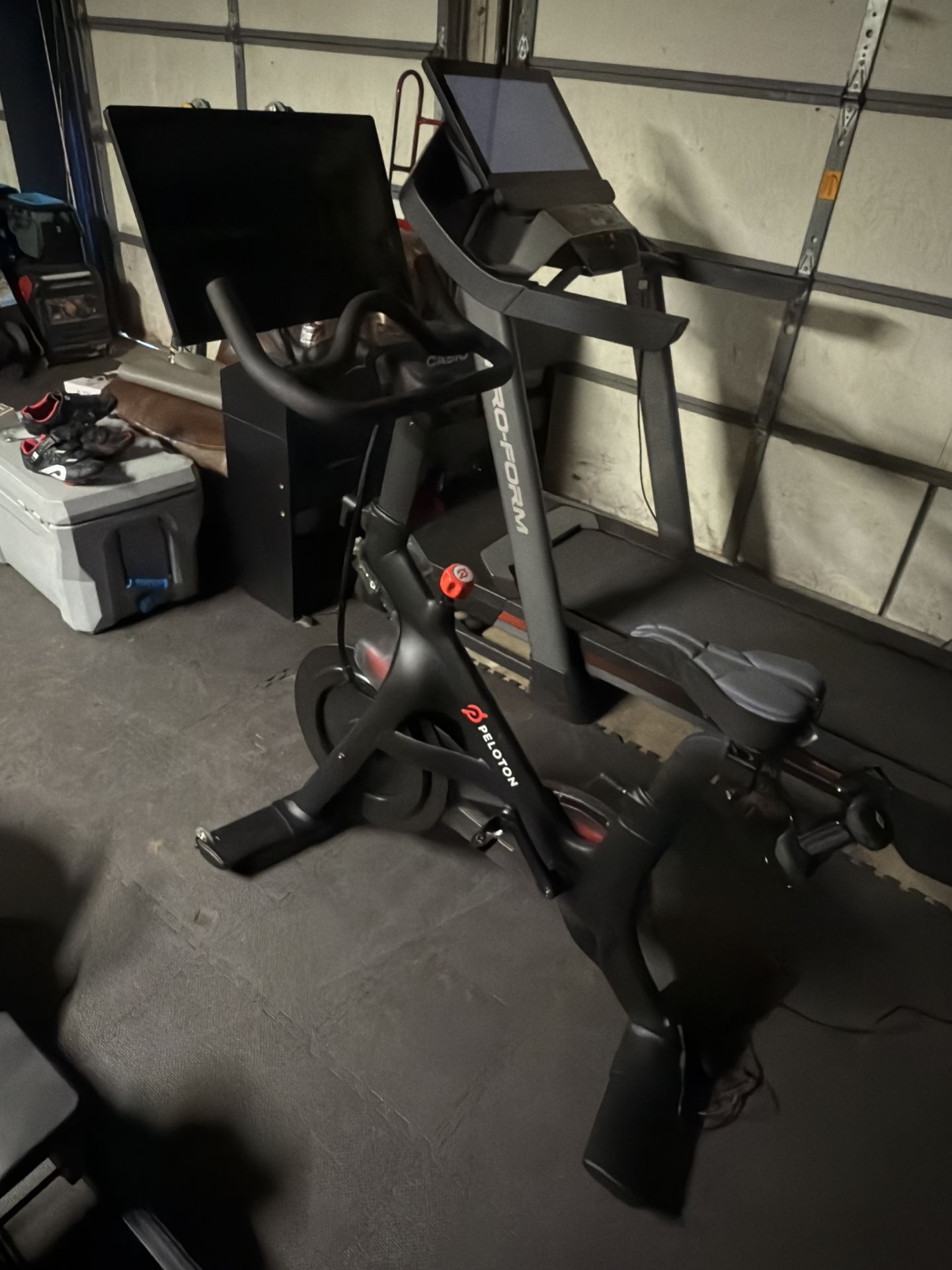 Pelaton GEN 3 Bike