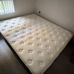 Cal king Mattress 