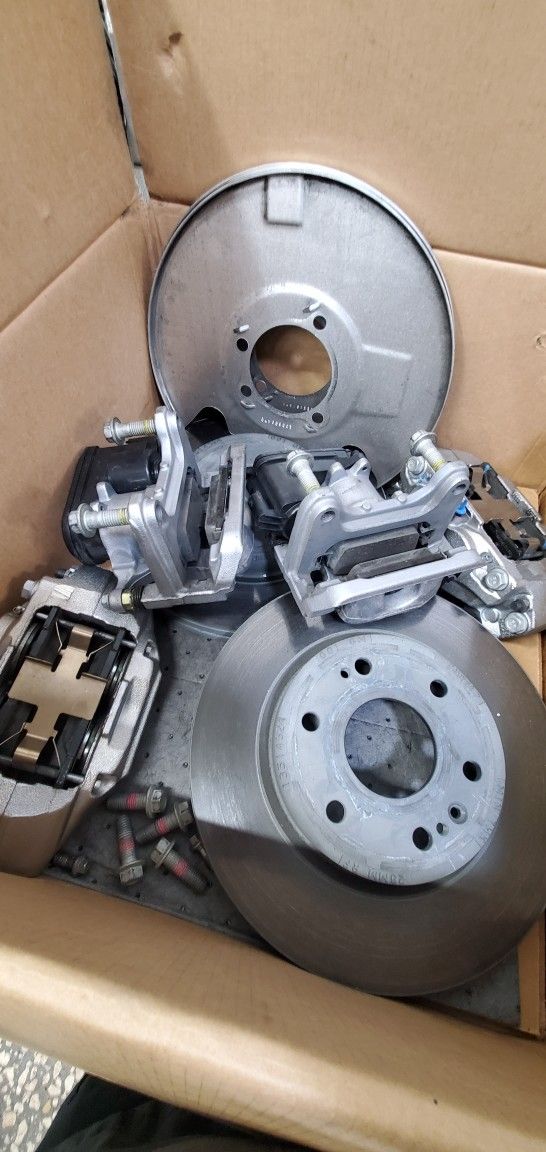 GM Truck Escalade brakes caliber set
