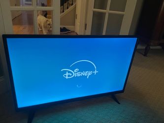 Vizio TV 32 inch with remote and sound bar
