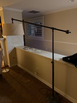 Floor lamp