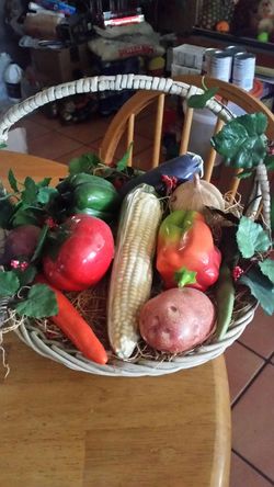 Canasta de vegetales verduras