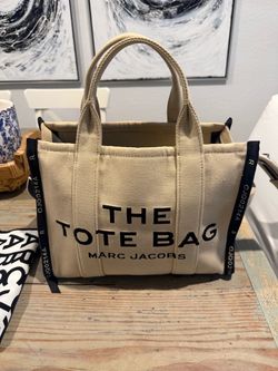 The Jacquard Medium Tote Bag