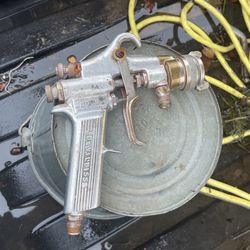 Devilbiss Paint Gun