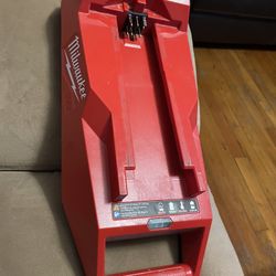 Milwaukee Mx Lithium Charger 35 Dollars