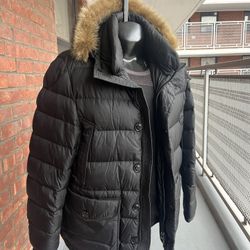 Men’s Moncler Giobutto Cluny Size 7 4XL Coat Fur Coyote Black 
