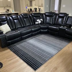 New Black Power Reclining Sectional Couch 