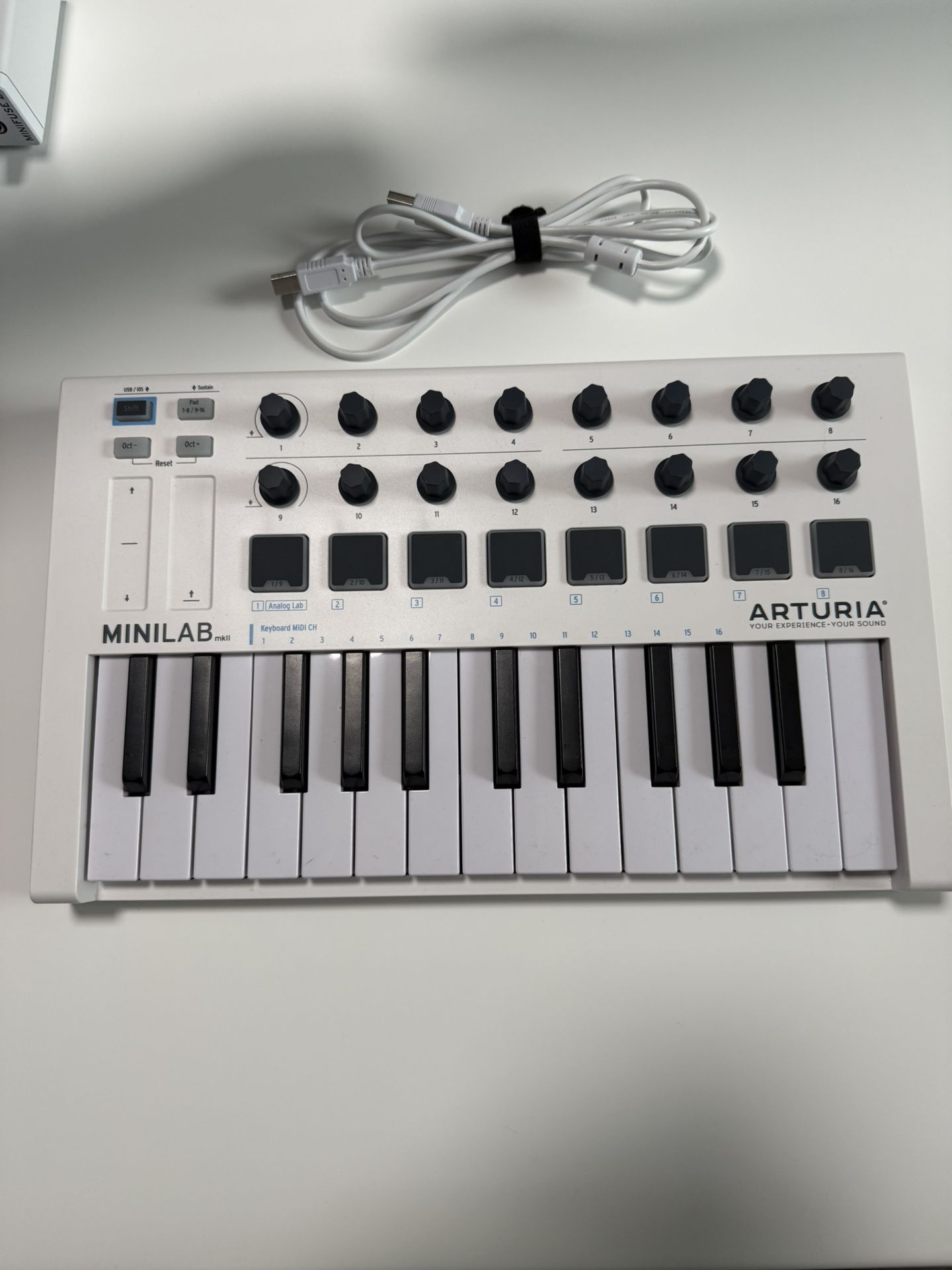 Arturia Minilab MKII MIDI Keyboard